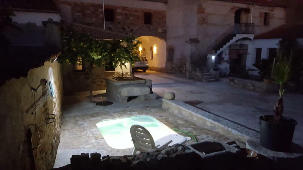 Casa De Pueblo Montenegro Zalamea de la Serena Esterno foto